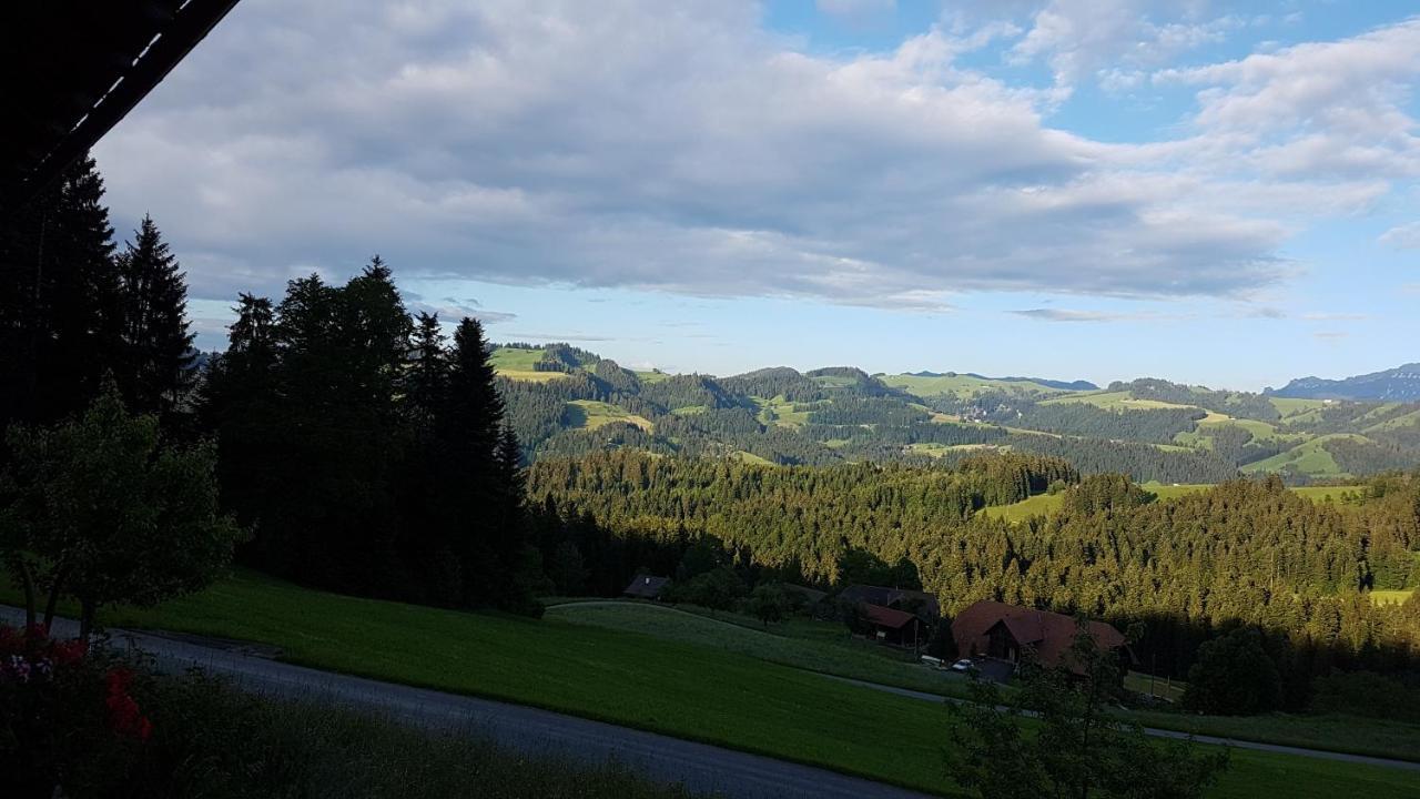 B&B Kraettli Eggiwil Exterior foto